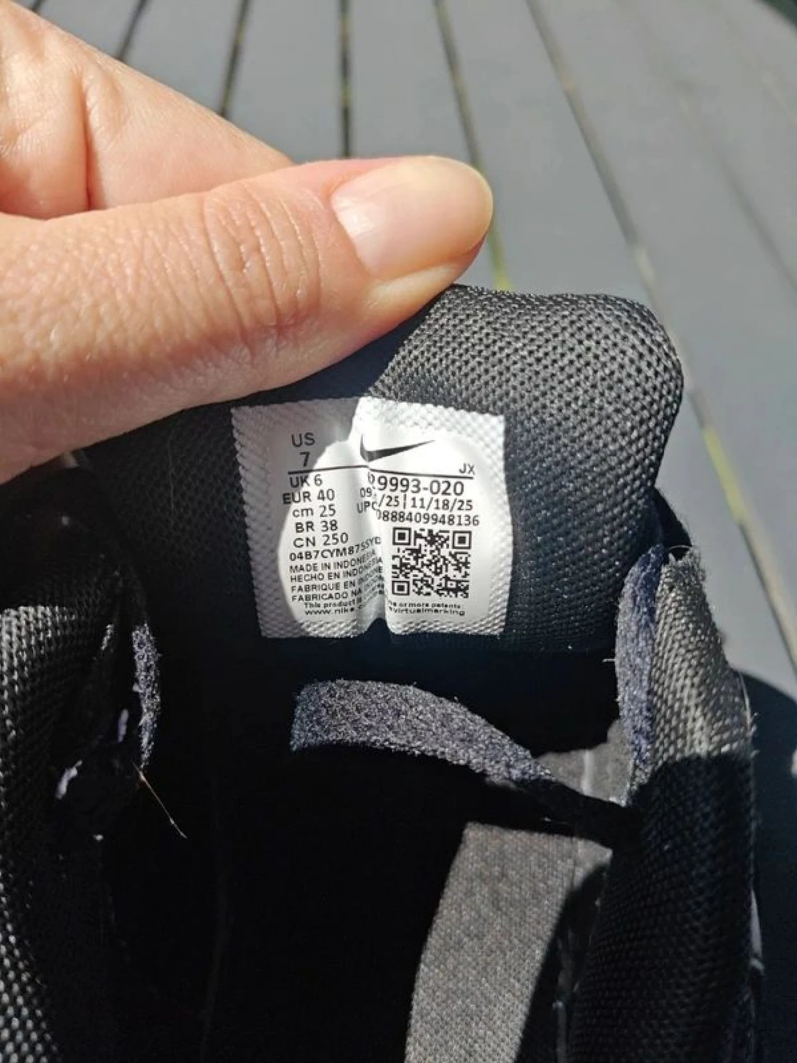 Nike Air Max size 40 – photo 12